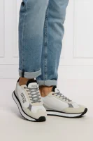 Sneakers cu adaos de piele Versace Jeans Couture 	alb	