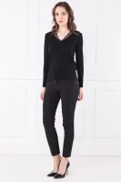 pulover Beth | Slim Fit GUESS 	negru	
