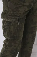 pantaloni CARGO | Straight fit Superdry 	verde	